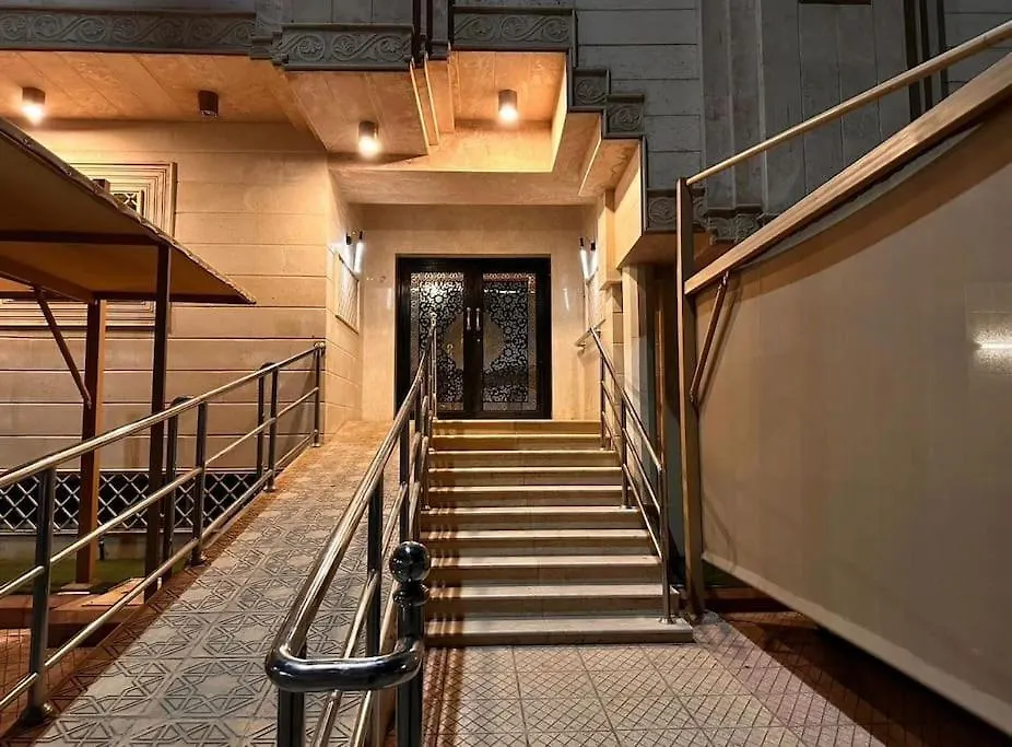 Near Masjid Nabawi 5-3 Min By Car 20-25 Walking Gf1 Apartment Medina